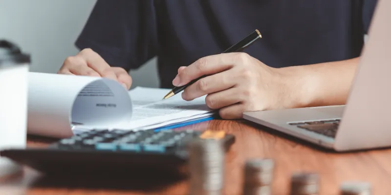 Giao dịch bằng thẻ cào điện thoại